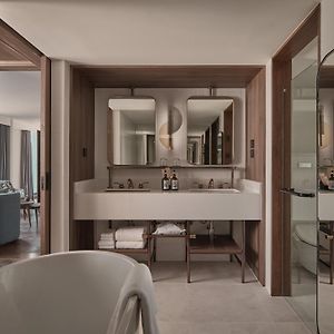 Public House Hotel - Sukhumvit 31